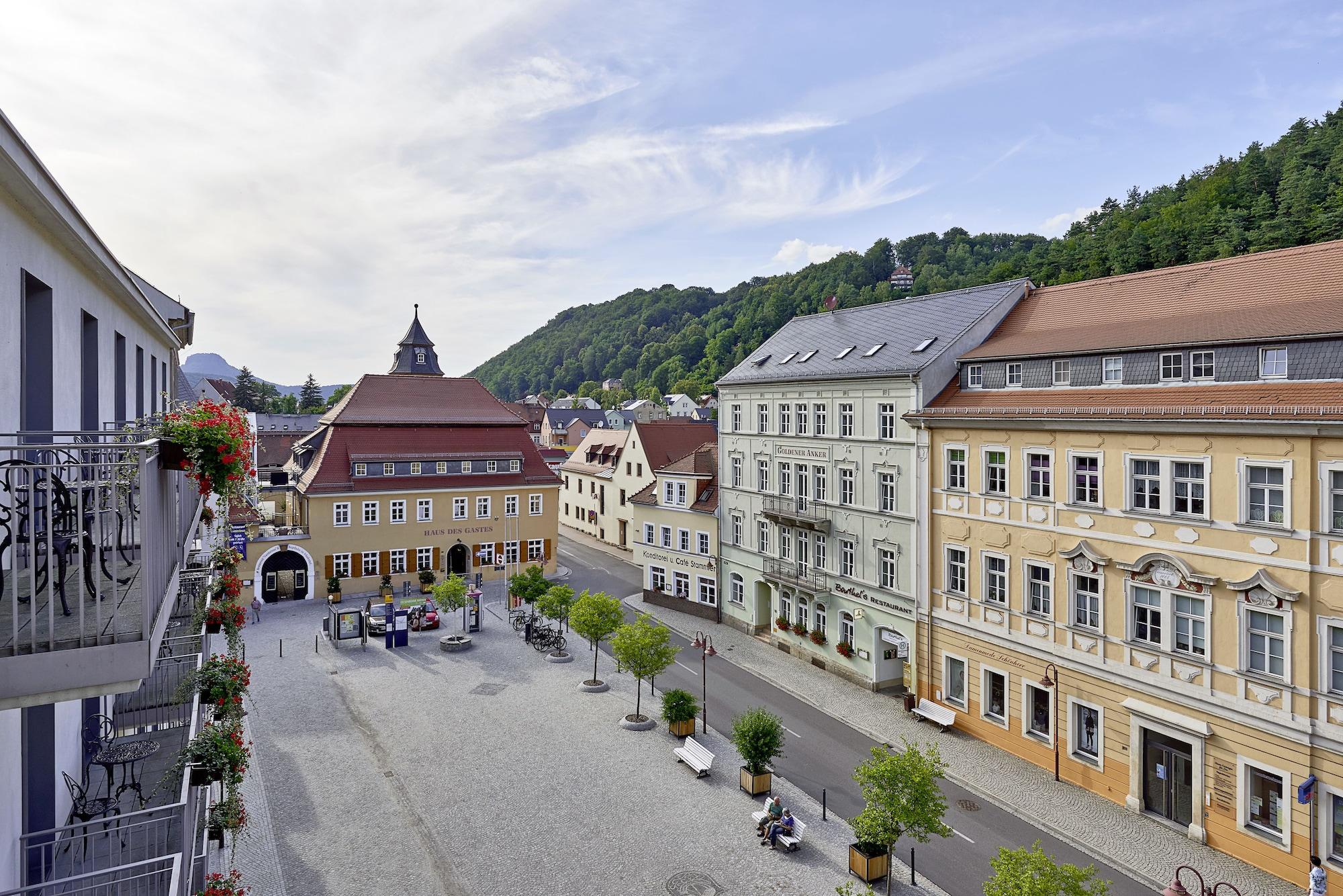 Hotel Elbresidenz An Der Therme Bad Schandau Esterno foto Town square